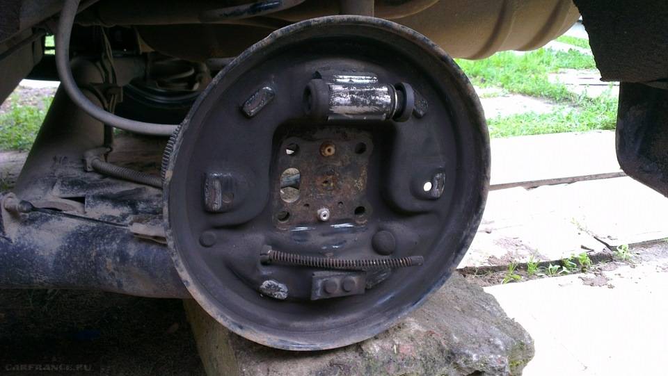 Замера задних тормозных колодок на форд фьюжн: как поменять задние колодки
