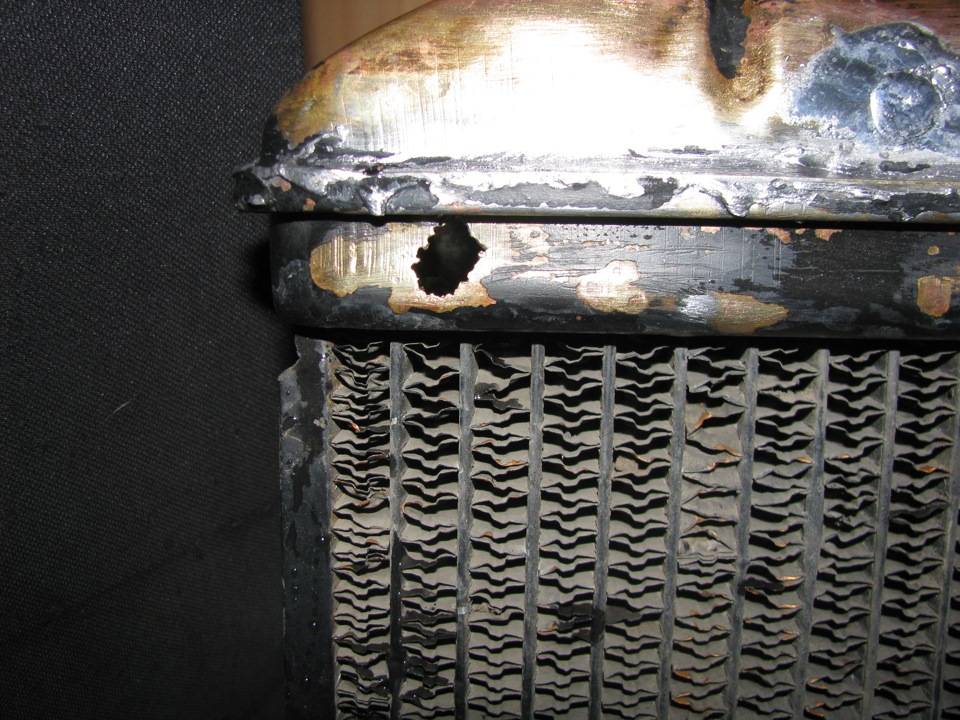 Оборудование и материалы для пайки радиатора охлаждения автомобиля