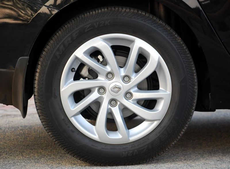 Renault logan 2014: размер дисков и колёс, разболтовка, давление в шинах, вылет диска, dia, pcd, сверловка, штатная резина и тюнинг
