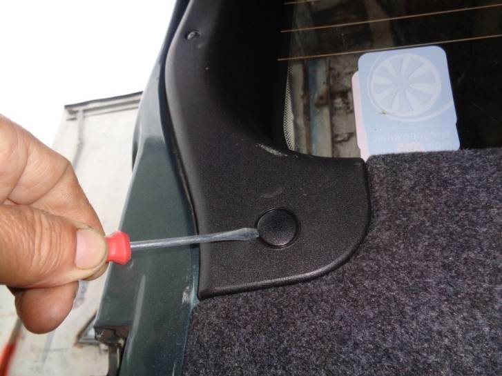 Как снять обшивку водительской двери шевроле нива - автомобильный портал automotogid