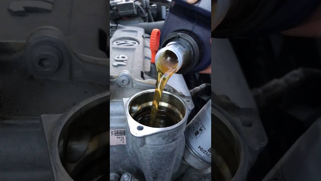 Какое масло заливать в двигатель Фольксваген Поло: подбор масла и замена