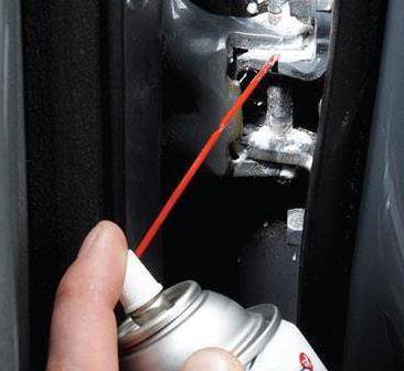 4 способа устранить скрип уплотнительных резинок на дверях авто