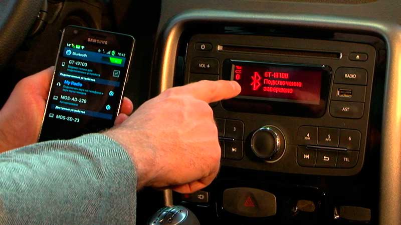 Aux или bluetooth: как слушать музыку через aux в машине?