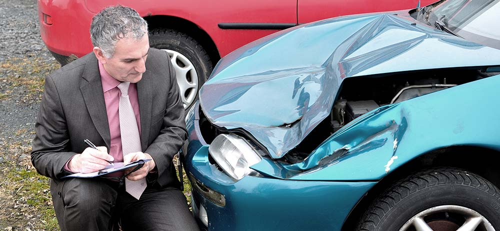Как оценивают ущерб при дтп — правила проведения экспертизы автомобиля