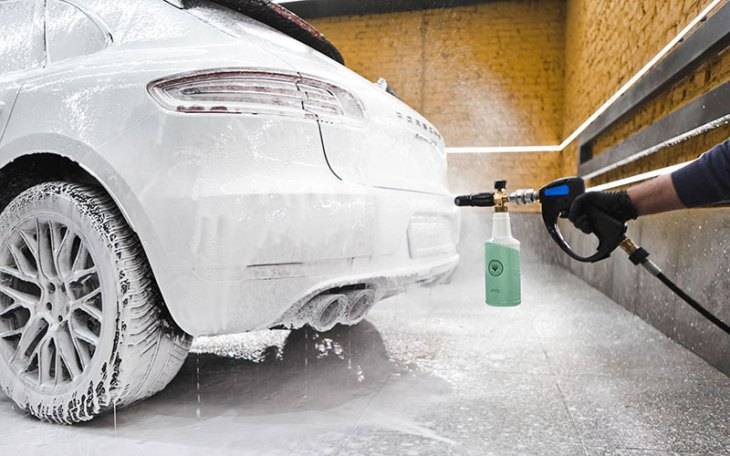 Как часто нужно мыть машину зимой и летом