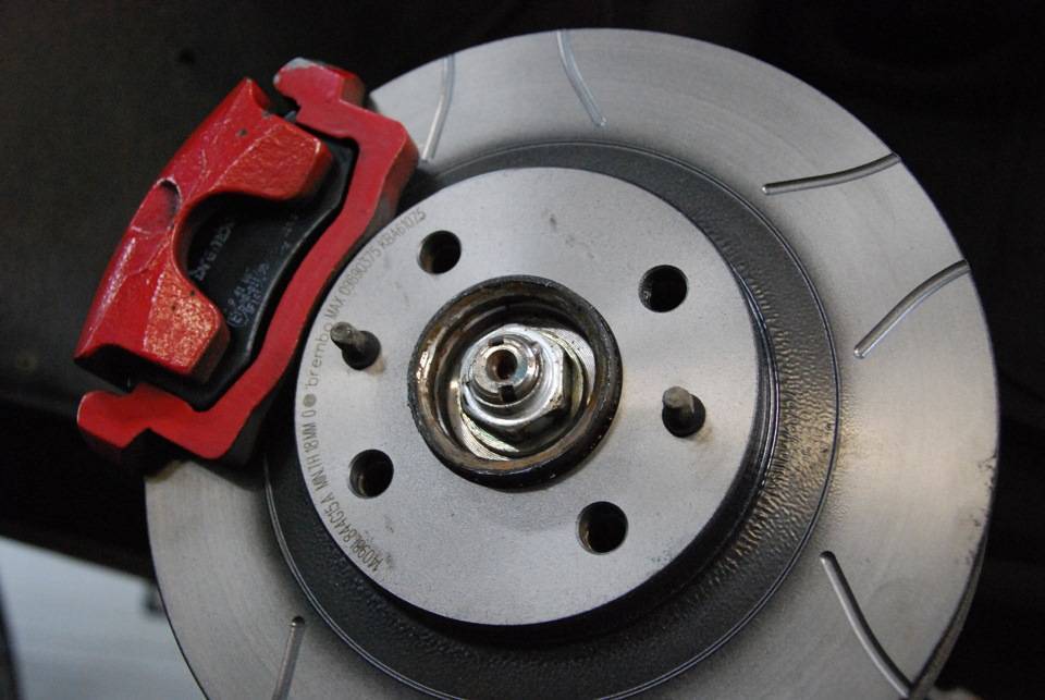 Процедура проточки тормозных дисков: что следует знать автомобилистам?