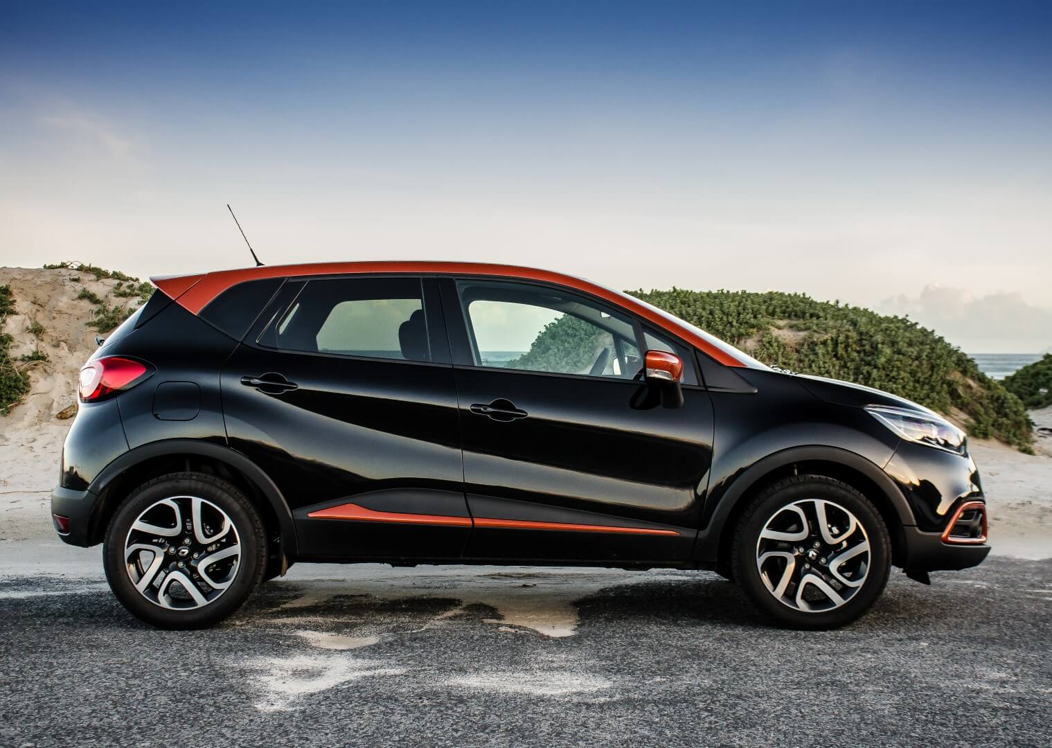 Авто каптюр. Renault Kaptur. Renault Captur 2. Рено картуз. Renault Captur 4wd.