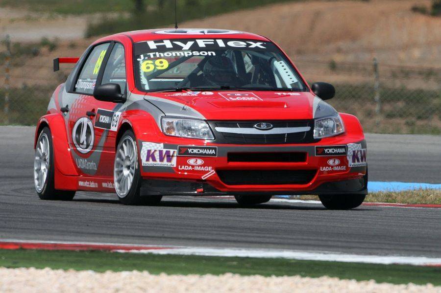 Московский этап WTCC завершён двойной победой команды LADA