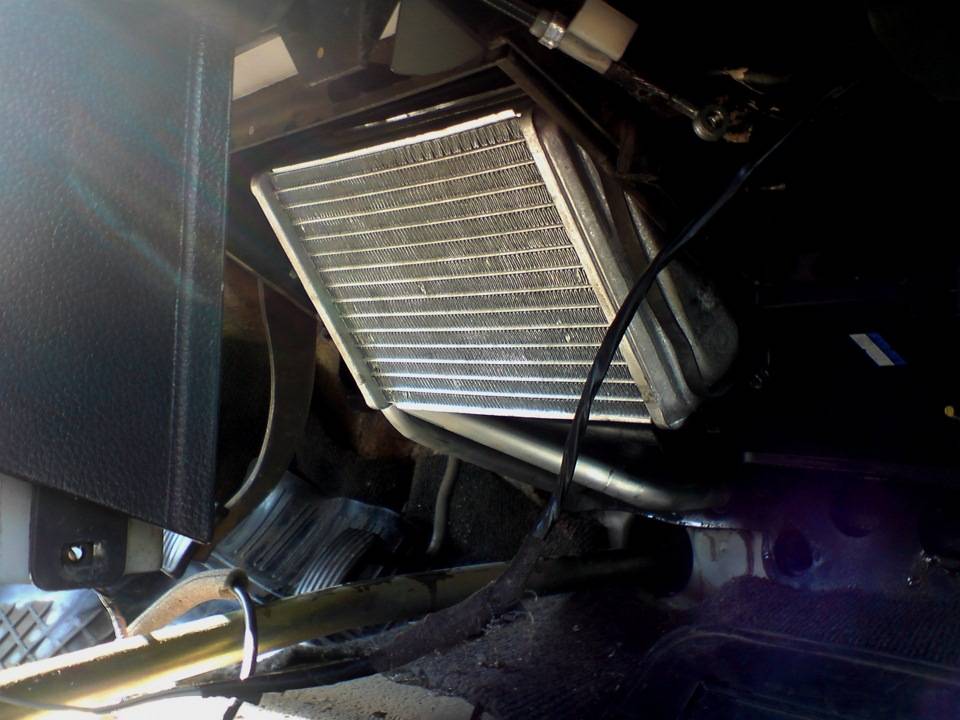 Неисправности и порядок самостоятельной замены радиатора отопителя автомашины «дэу нексия». меняем радиатор печки на автомобиле «дэу нексия»