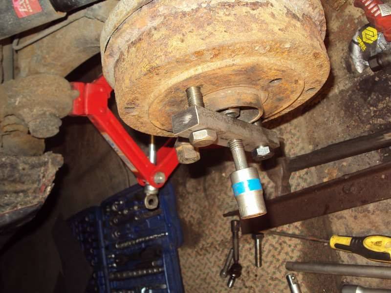 Ока (ваз-1111). ремонт заднего тормозного барабана