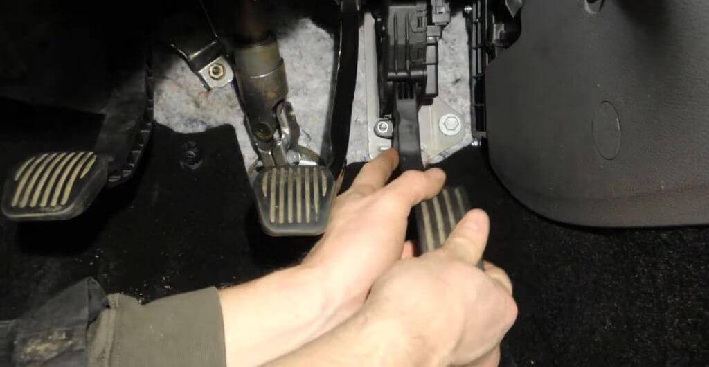 Замена салонного фильтра в форд фокус 2: где находится, как поменять своими руками