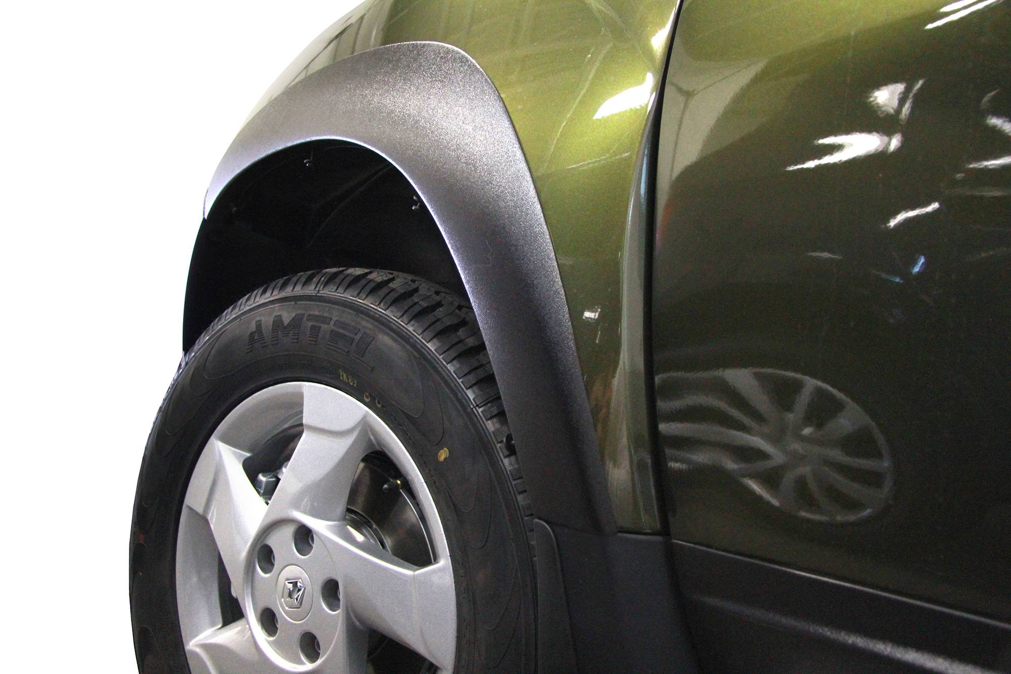 Снятие и установка подкрылков и брызговиков renault duster