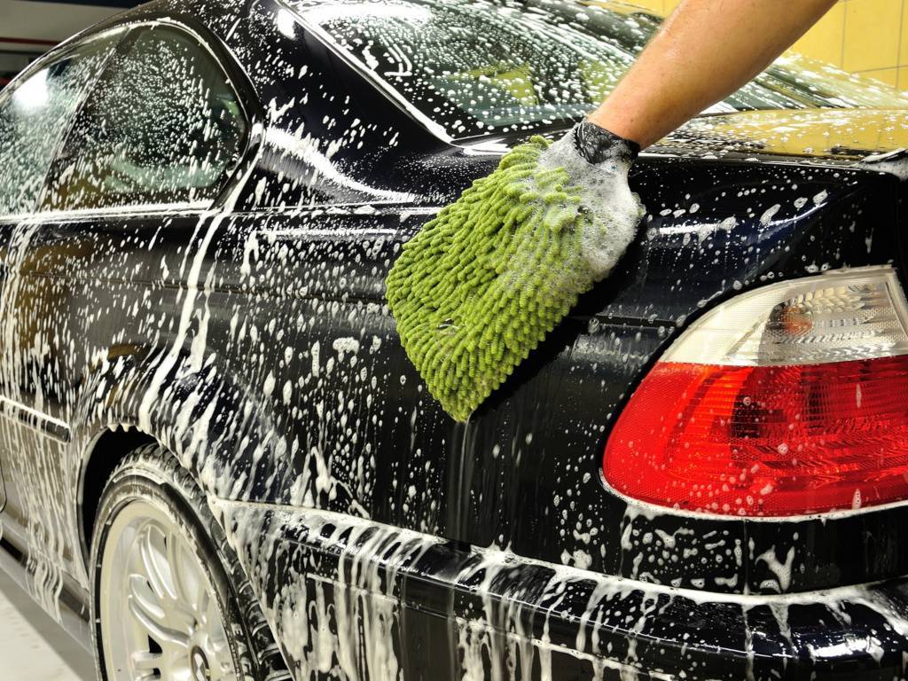 Как помыть машину самому и получить отличный результат?