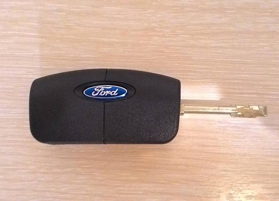Прописываем ключ в иммобилайзер на Форд Фокус 2 своими руками