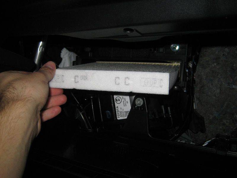 Как часто нужно менять салонный фильтр в автомобиле тойота