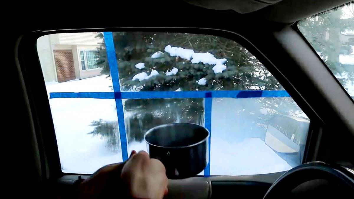 Почему потеют стёкла в машине и что с этим делать