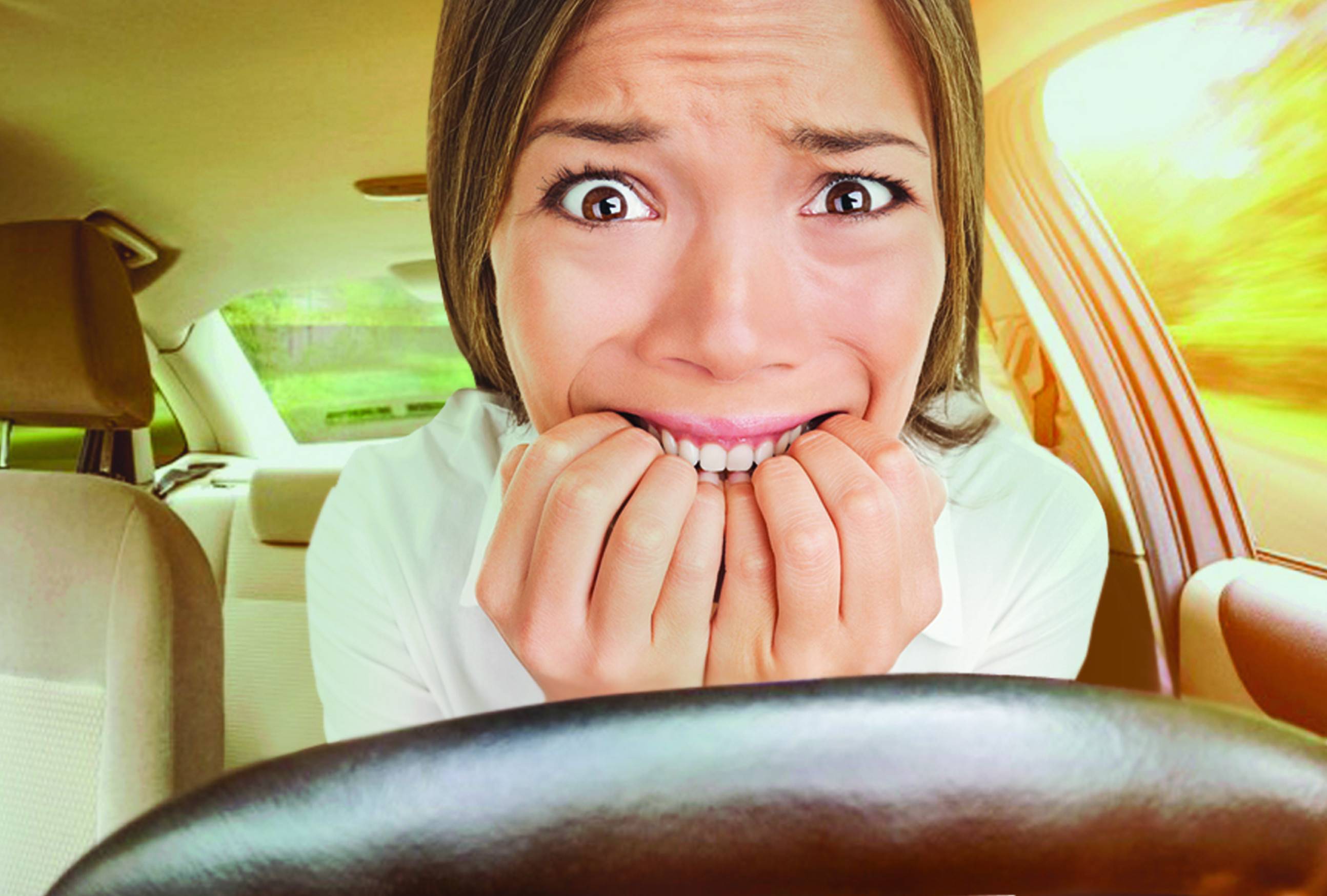 Побороть страх вождения автомобиля новичку-женщине в городе самостоятельно