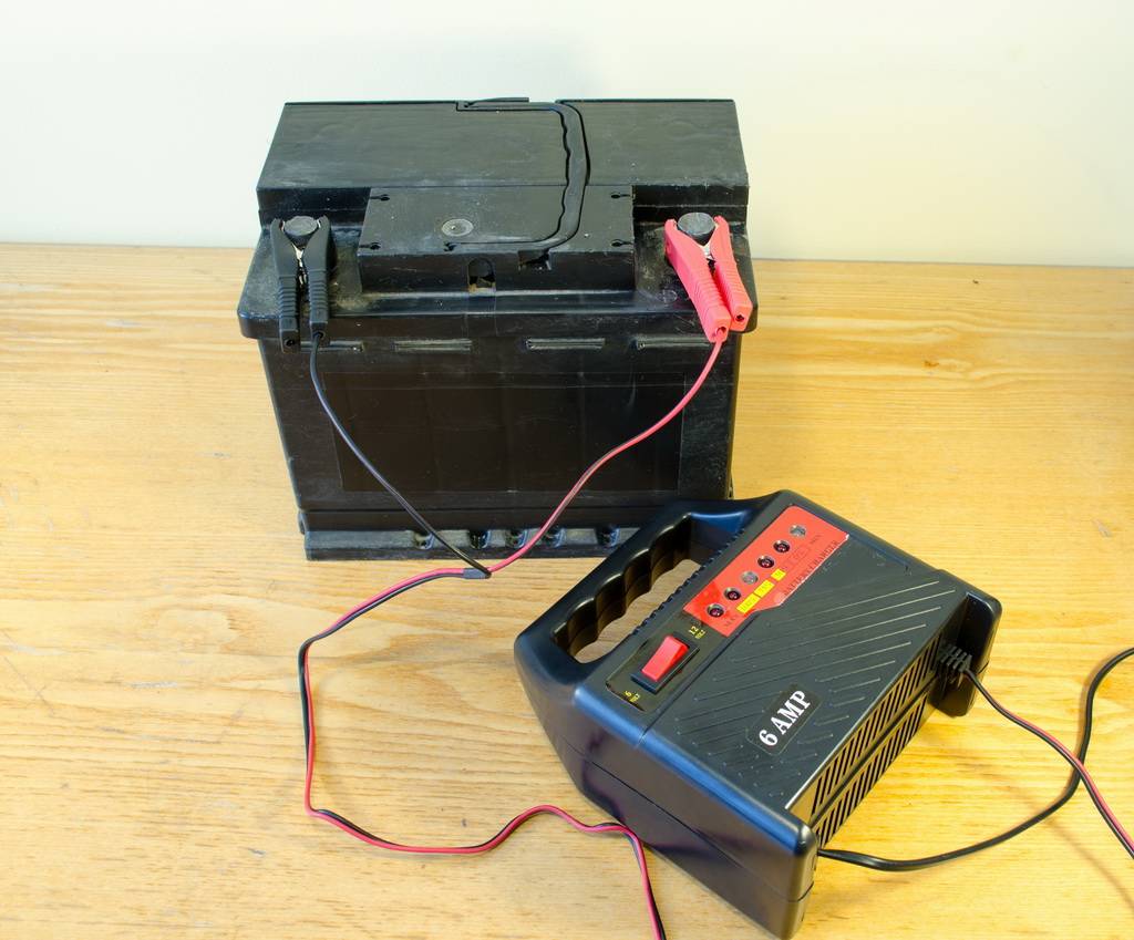 Самодельное зарядное устройство для аккумулятора автомобиля