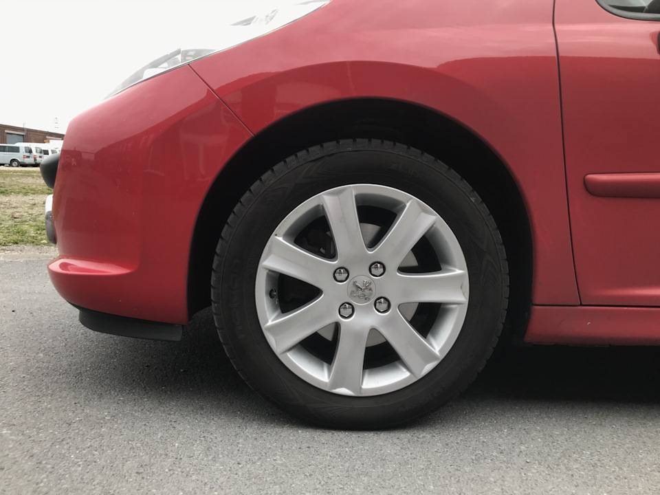 Давление в шинах автомобиля peugeot (пежо)